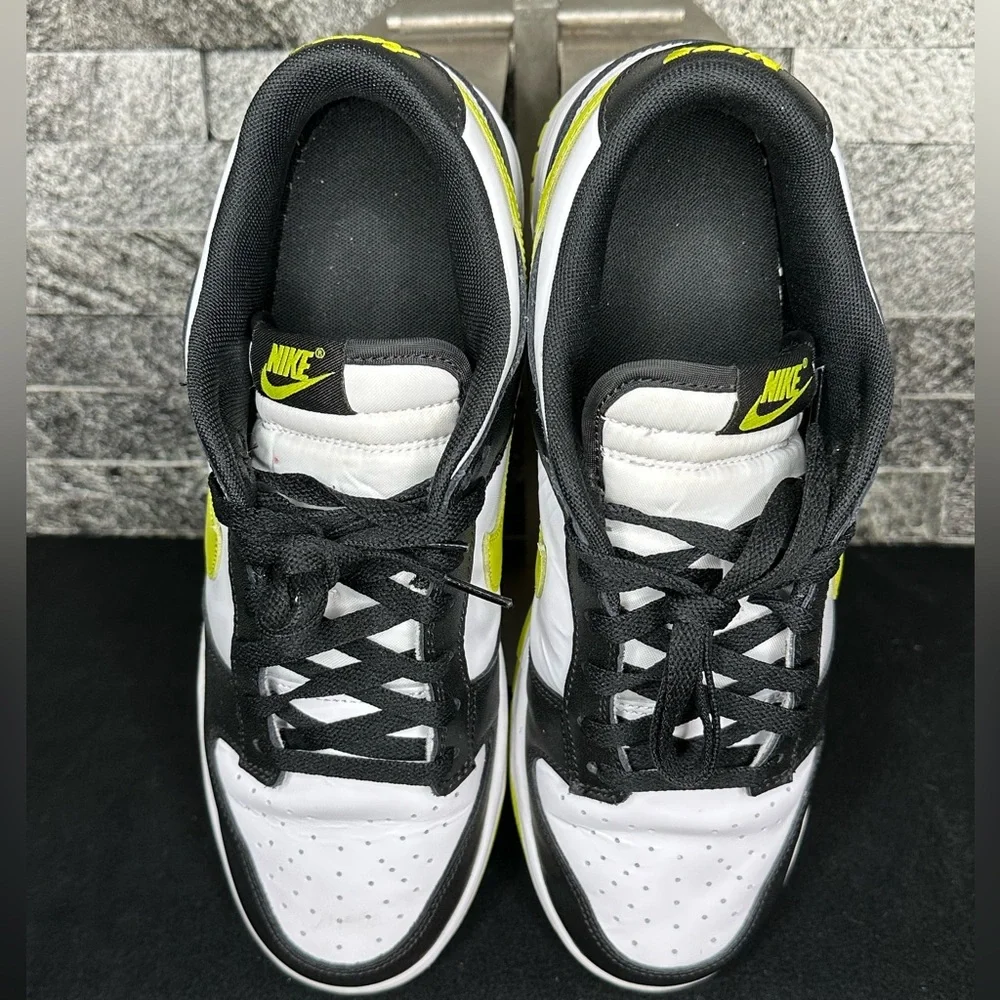Nike Dunk Low Retro Black / White / Lime - M10.5